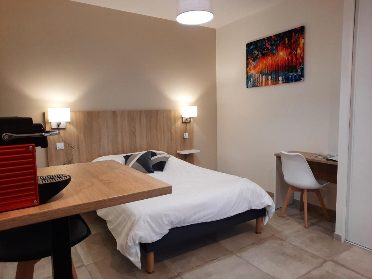 Le Logis De Berianne Aparthotel Les Tourrettes Exterior foto